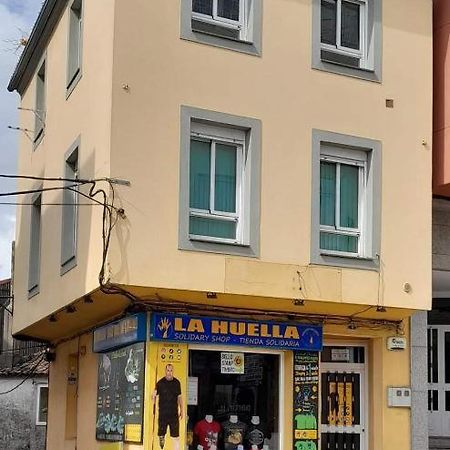 Апартаменты La Huella Del Peregrino - Ionut Preda Палас-де-Рей Экстерьер фото